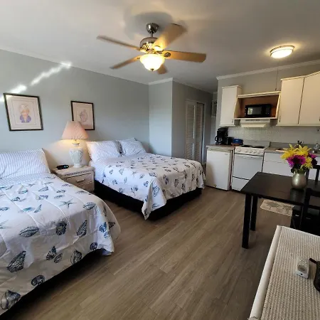 Hideaway Waterfront Resort Cape Coral Exterior photo