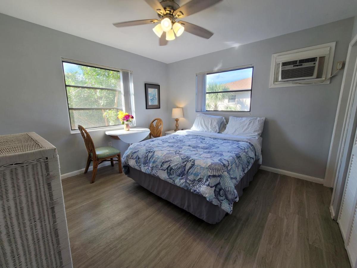 Resort Hideaway Waterfront