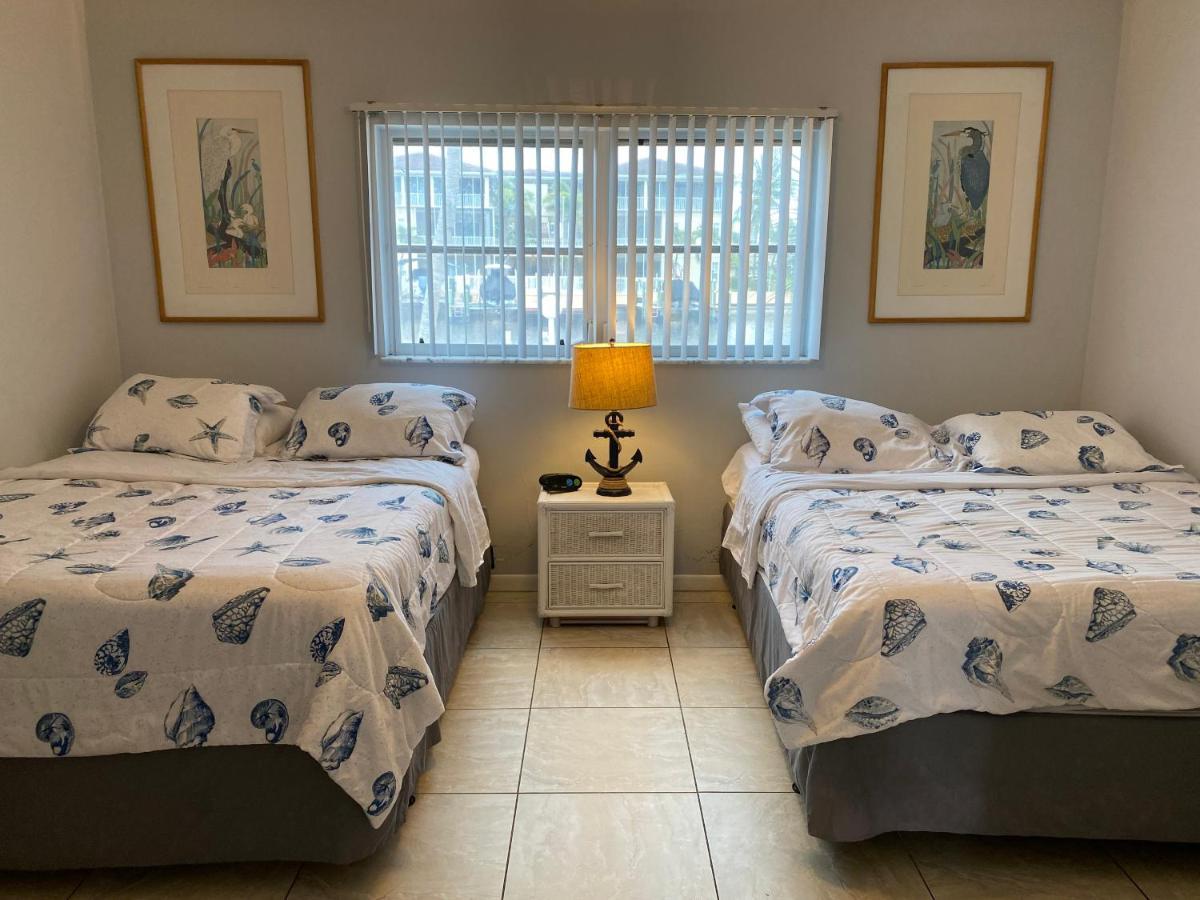 Hideaway Waterfront Resort 3*