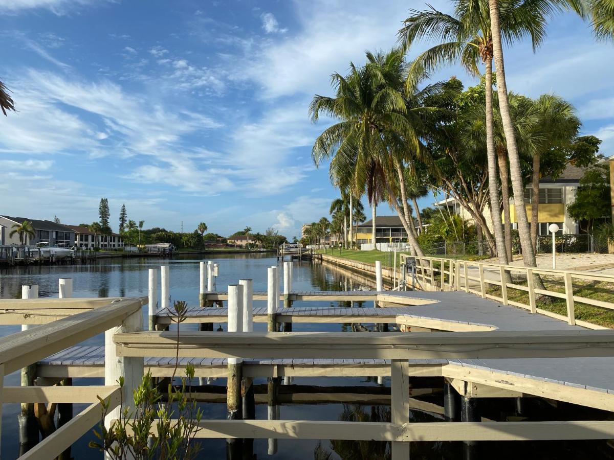 Resort Hideaway Waterfront 3*