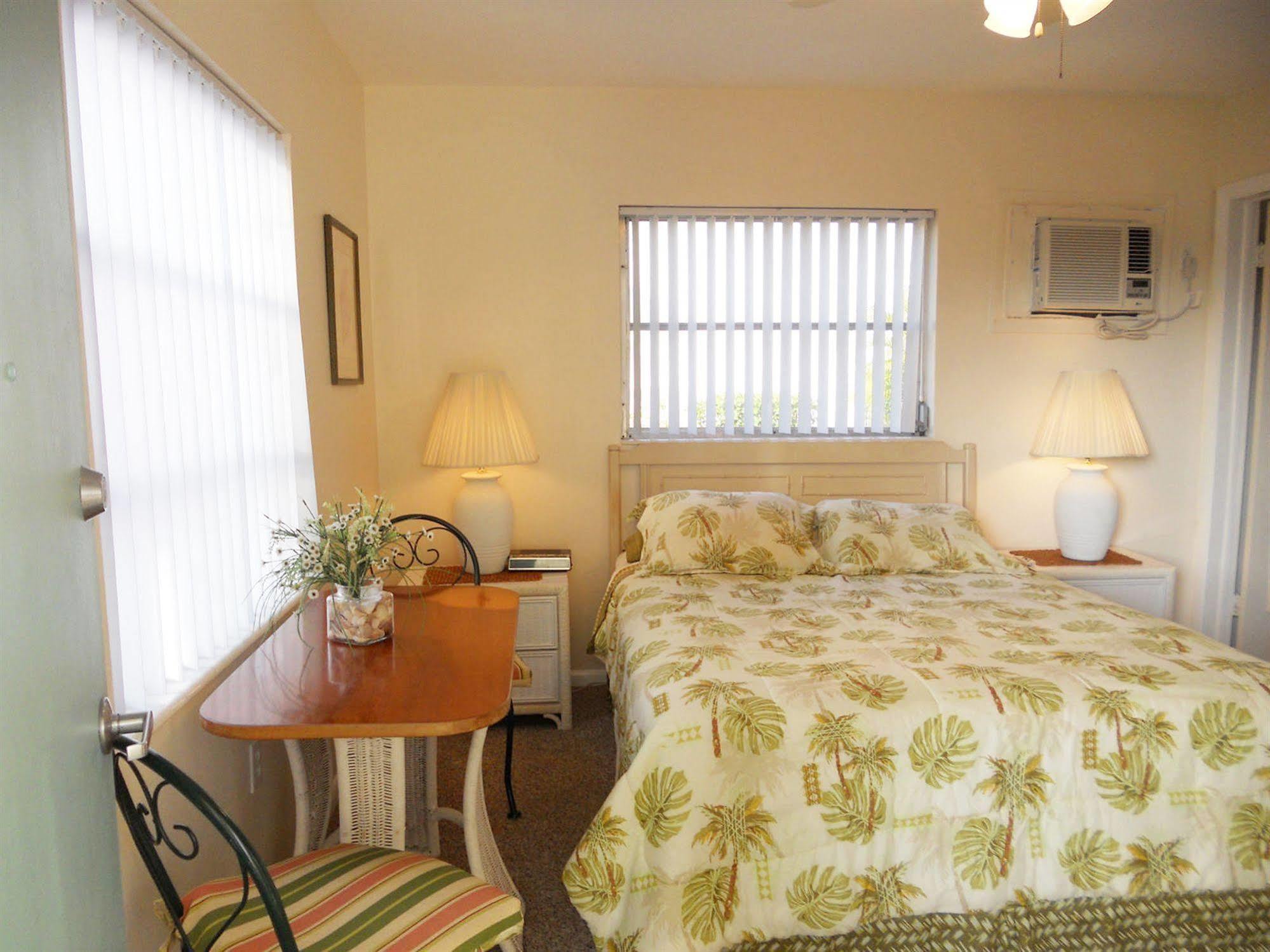 Resort Hideaway Waterfront