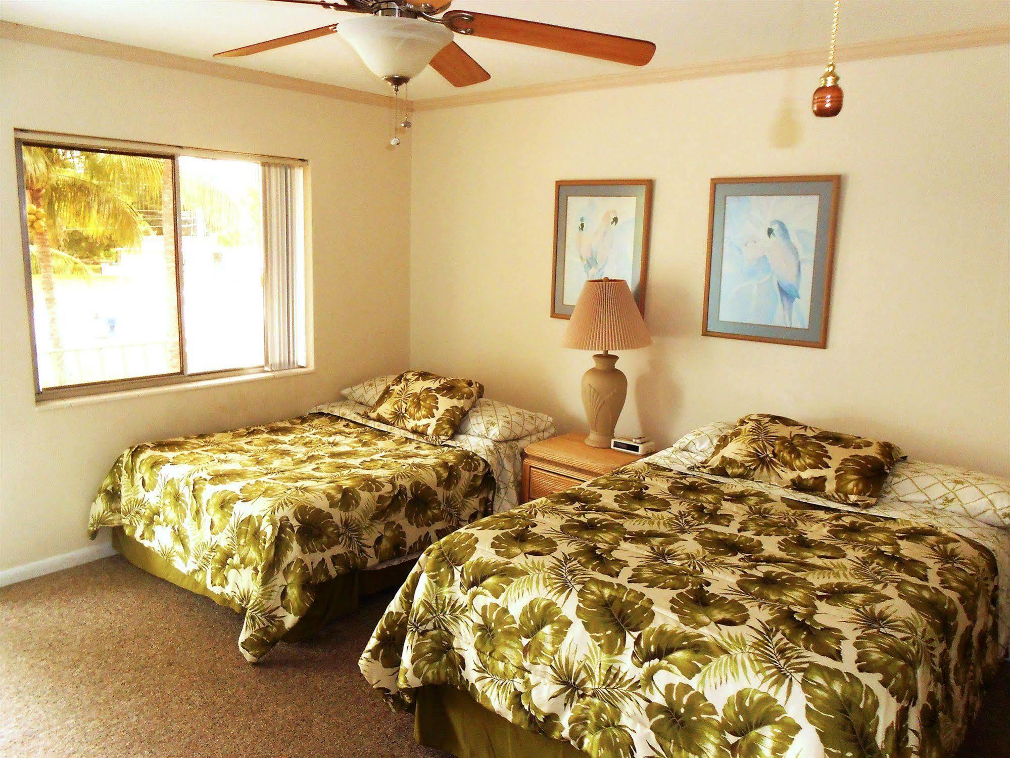 Resort Hideaway Waterfront