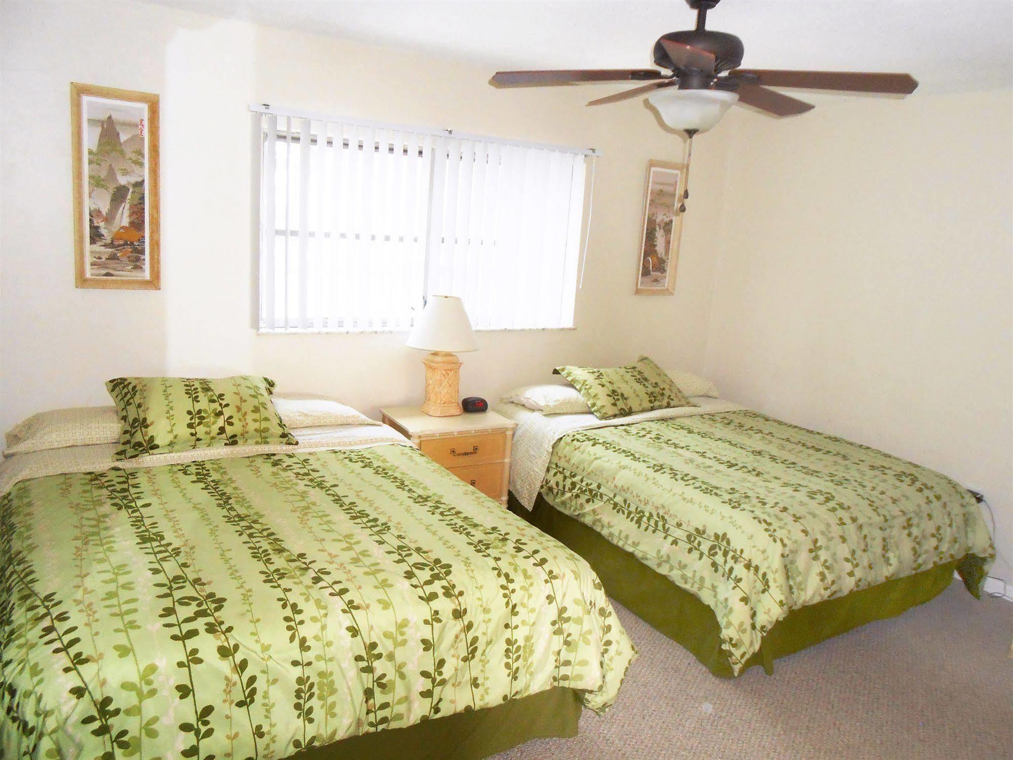 Hideaway Waterfront Resort 3*