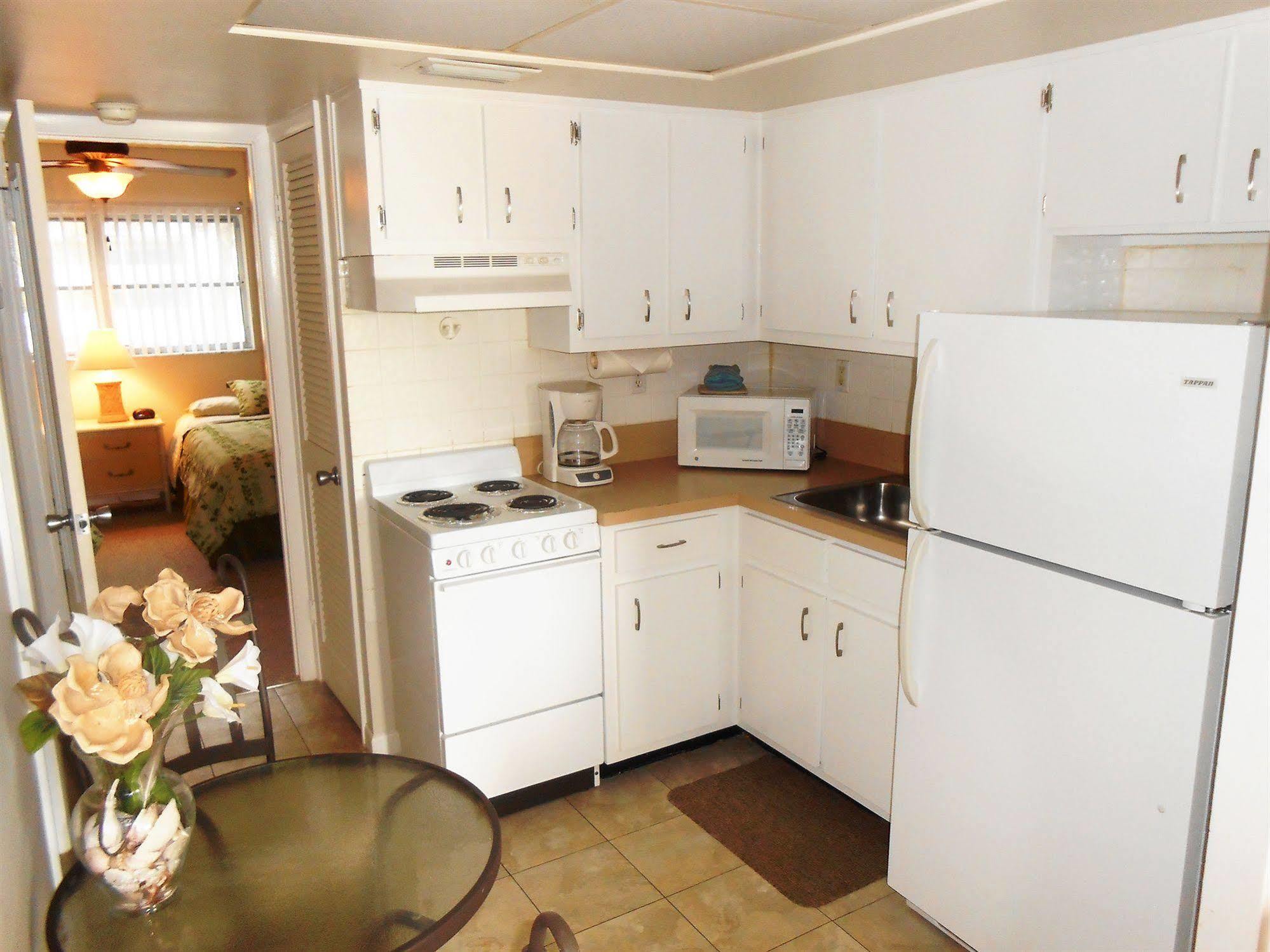 Hideaway Waterfront Resort Cape Coral